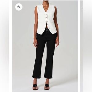 CITIZENS OF HUMANITY
ISOLA MID RISE CROPPED
BOOT JEAN Black Size 30